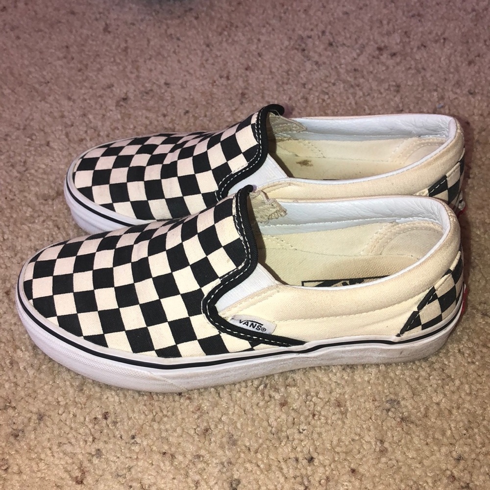 checkerboard vans